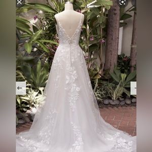 Maggie Sottero Wedding Gown
